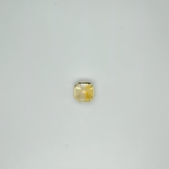 Yellow Sapphire (Pukhraj) 5.88 Ct Best Quality